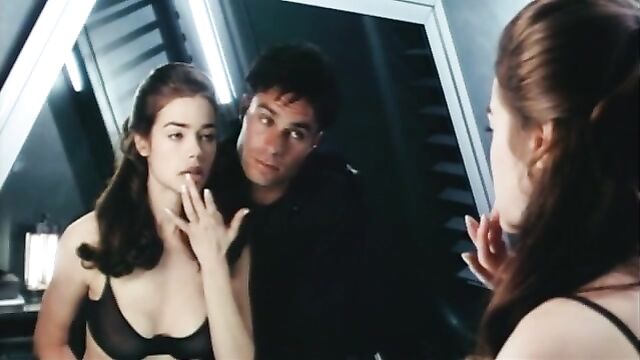 Denise Richards nude