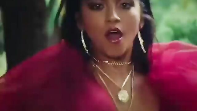 Isabela Merced nude