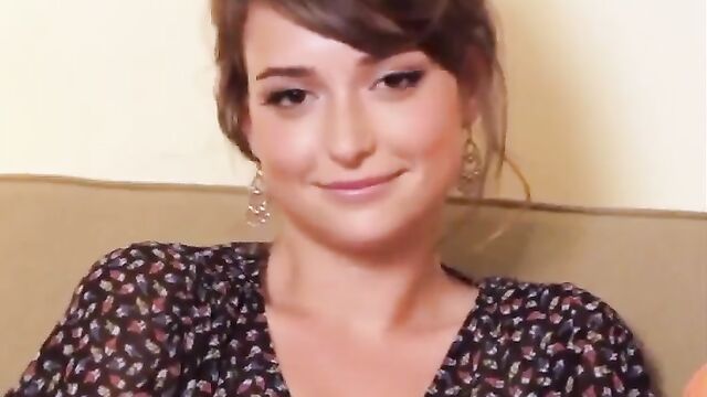Milana Vayntrub nude