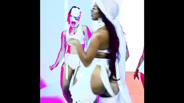 Doja Cat nude