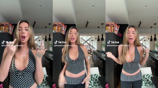Brianna Lapaglia nude