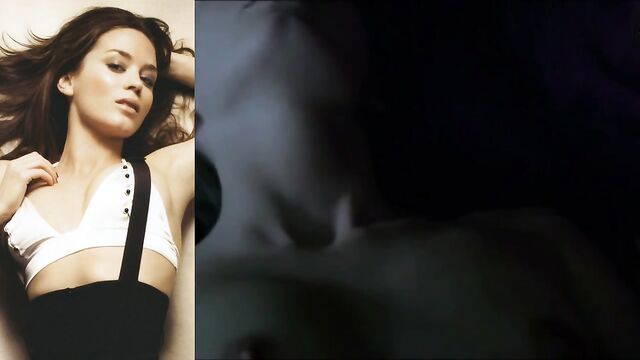 Emily Blunt nude