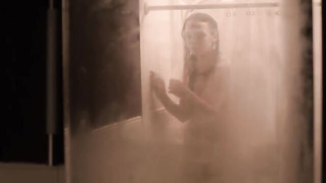 Jodie Comer nude