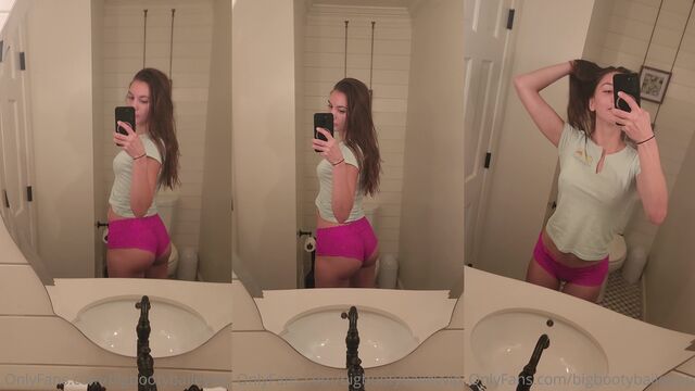 YourAubsome nude