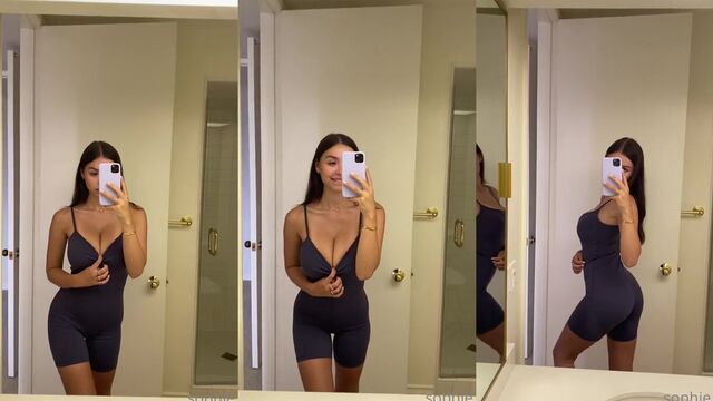 Sophie Mudd nude