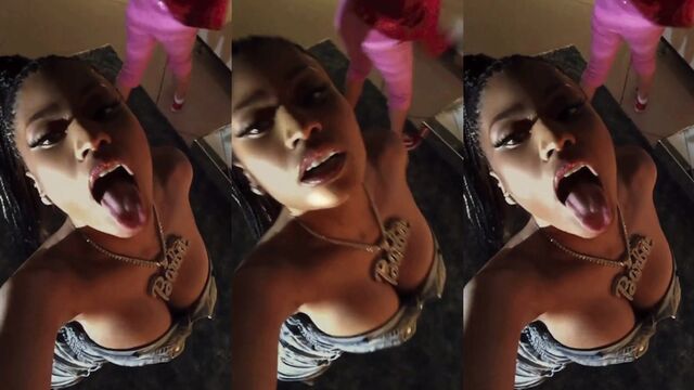 Nicki Minaj nude