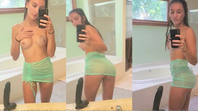 YourAubsome nude