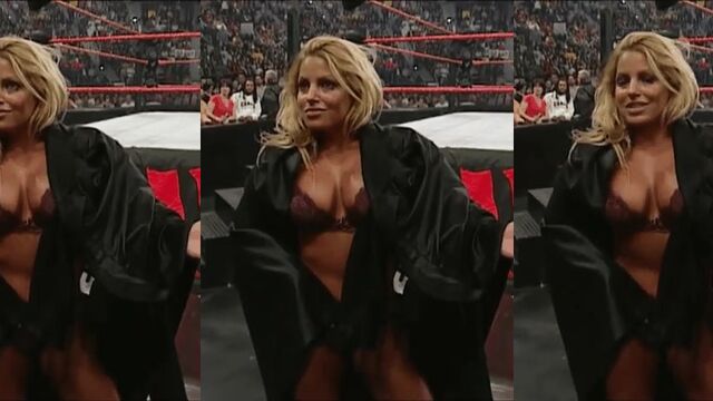 Trish Stratus nude