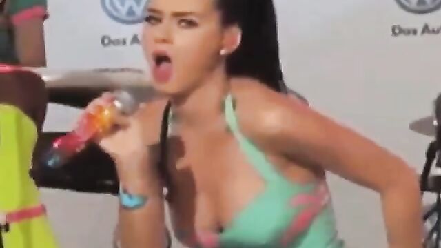 Katy Perry nude