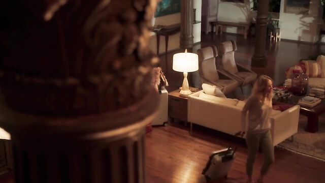 Elle Fanning nude