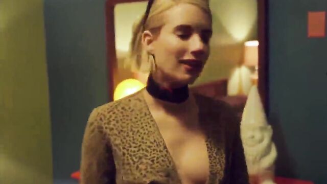 Emma Roberts nude