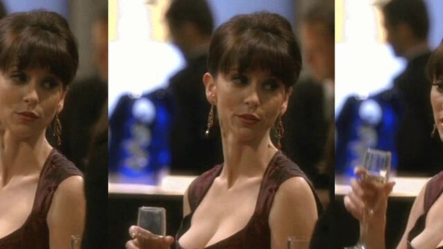 Jennifer Love Hewitt nude