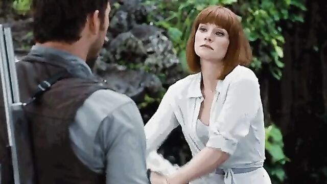 Bryce Dallas Howard nude