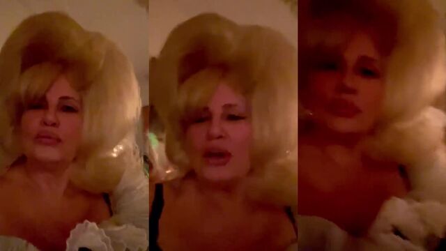 Jennifer Coolidge nude