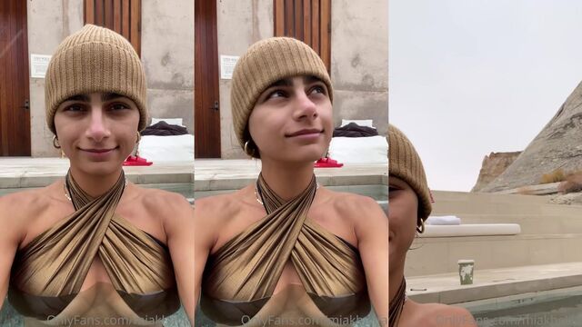 Mia Khalifa nude