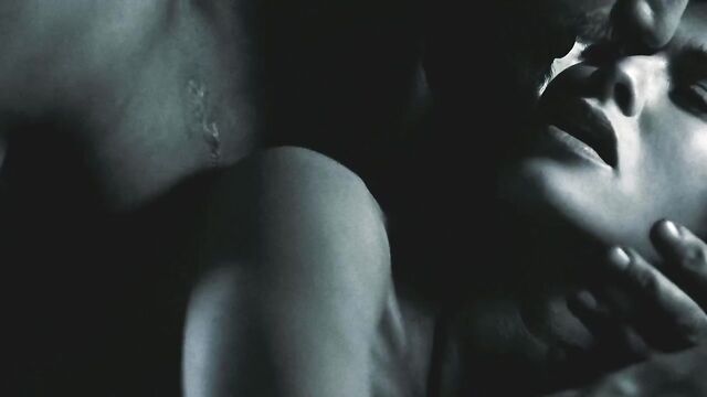 Lena Headey nude