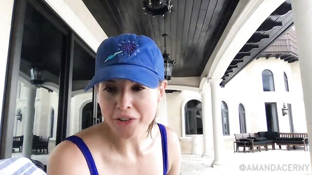 Amanda Cerny nude