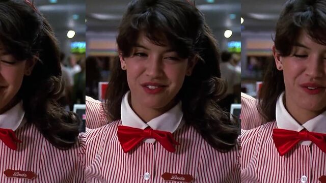 Phoebe Cates nude