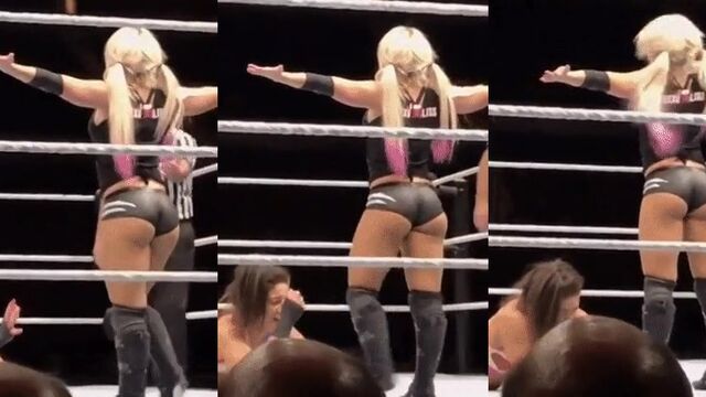 Alexa Bliss nude