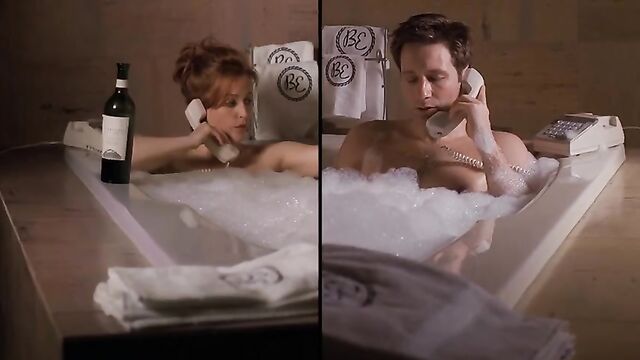 Gillian Anderson nude