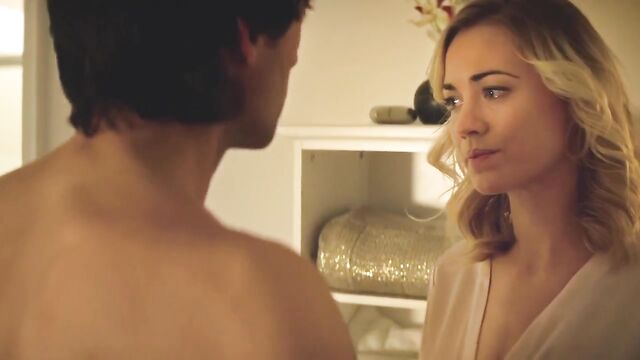 Yvonne Strahovski nude
