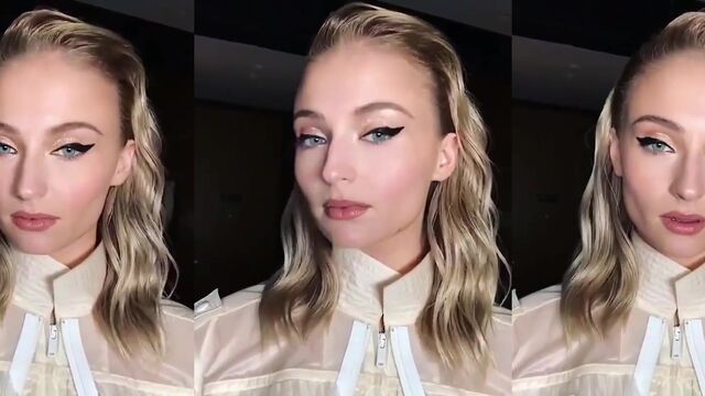 Sophie Turner nude