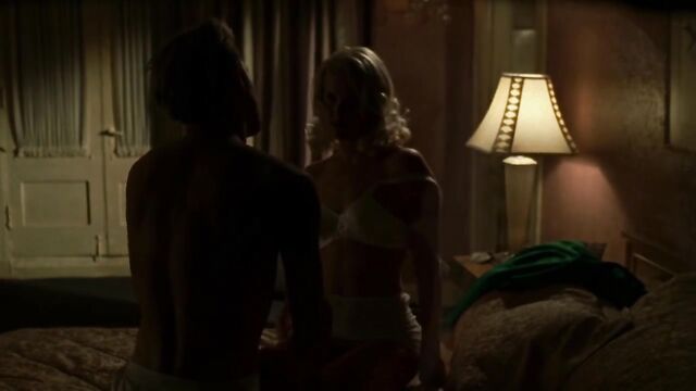 Ali Larter nude
