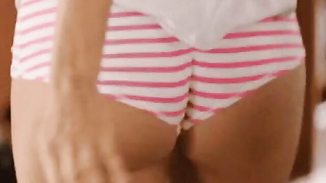 Kelly Rohrbach nude
