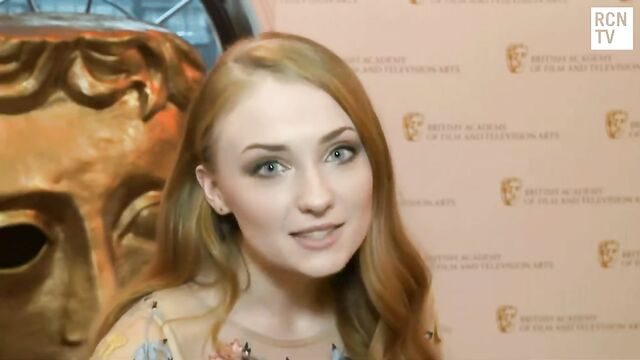 Sophie Turner nude