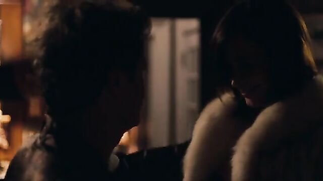 Emily Blunt, Anne Heche nude