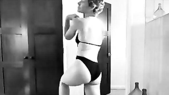 Evangeline Lilly nude