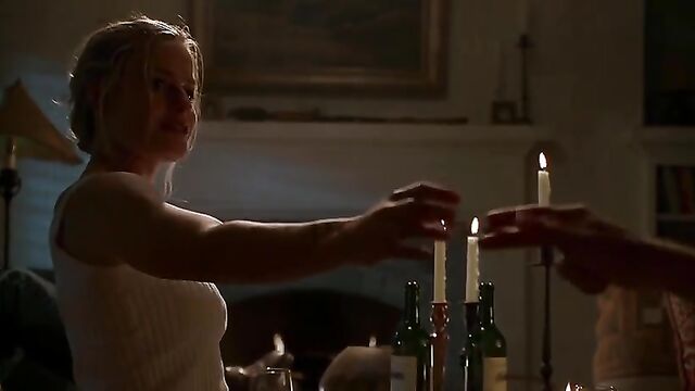 Elisabeth Shue nude