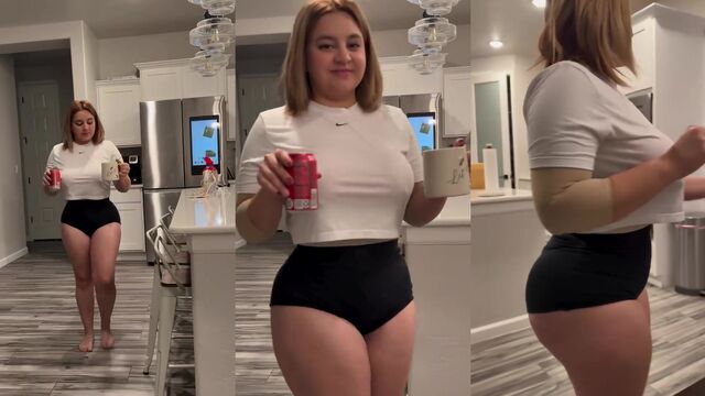 Tia Burbuja nude