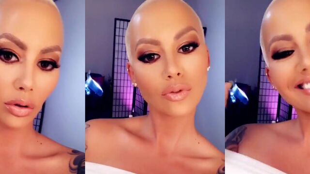 Amber Rose nude