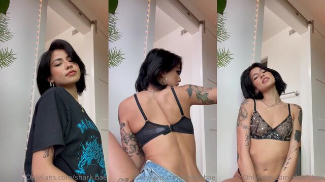 Shark Bae nude