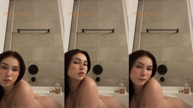 Tayler Hills nude