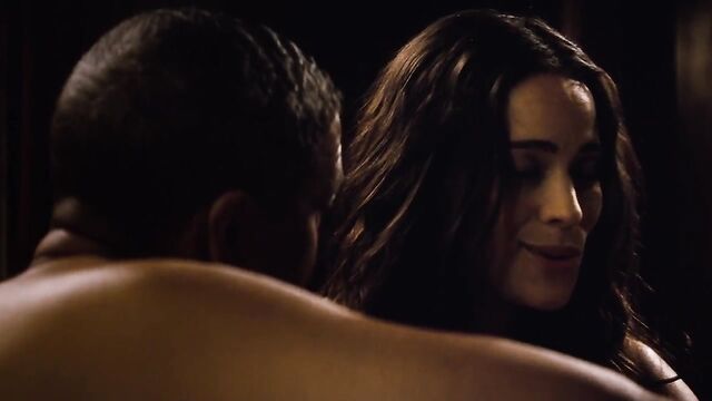 Paula Patton nude