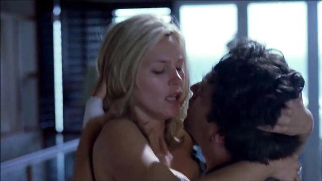Natasha Henstridge nude