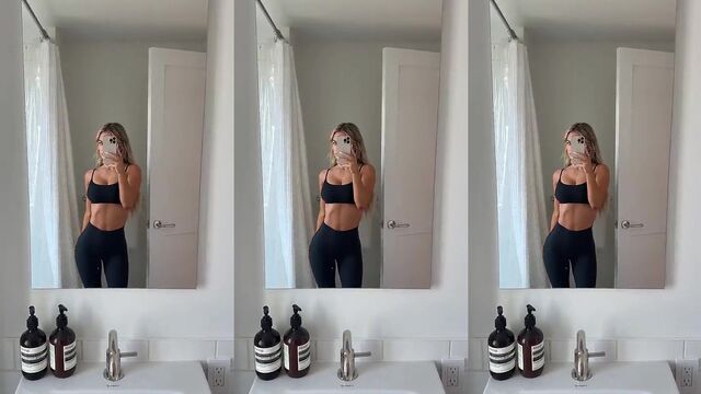 Emilyelizabeth nude