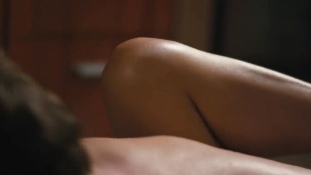 Eliza Coupe nude
