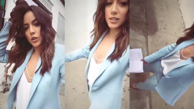 Chloe Bennet nude