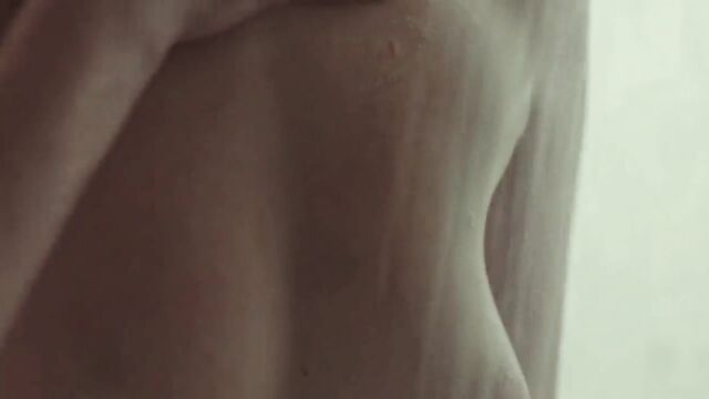 Virginia Gardner nude