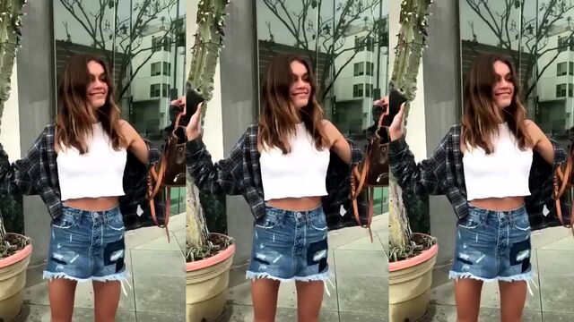 Kaia Gerber nude