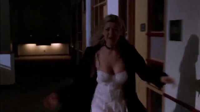 Tara Reid nude