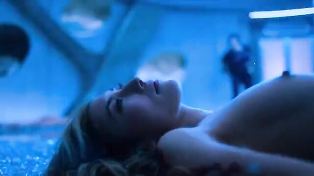 Dichen Lachman nude