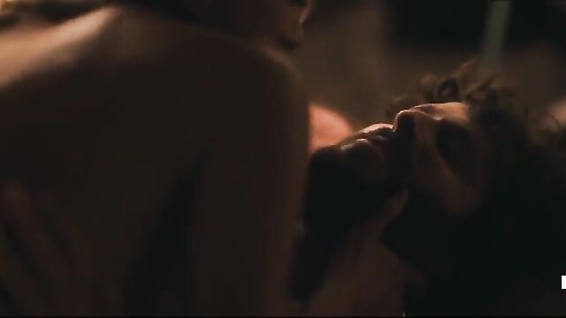 Chloe Bennet nude