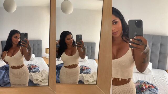 Yasmina Khan nude