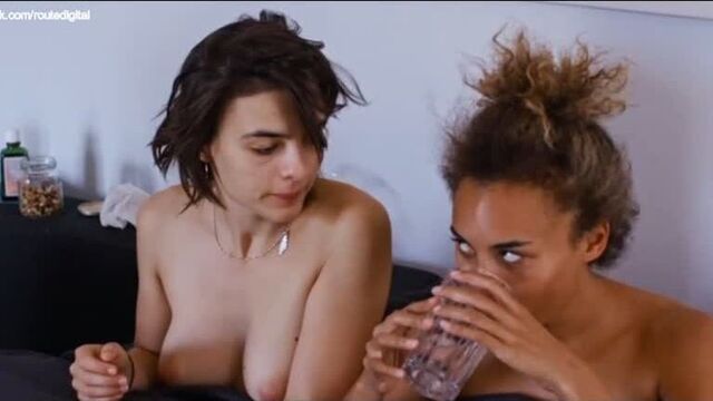 Paula Knüpling, Tala Gouveia Nude - Heute oder morgen (DE-2019) Watch Online