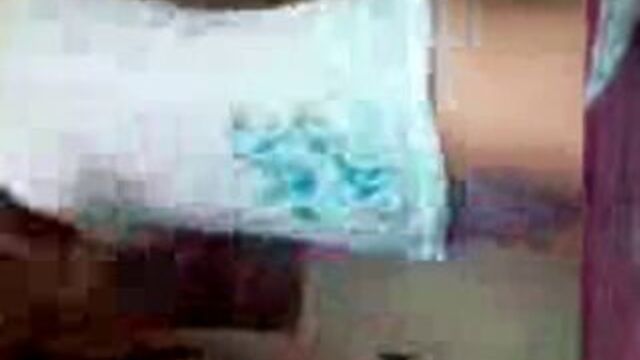 подсмотрели за соседкой в купе