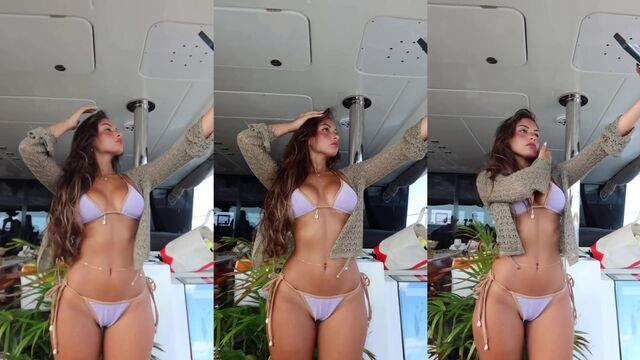 Gabriela Moura nude
